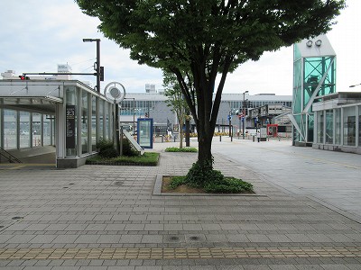 駅前