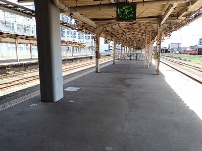 �����w�摜