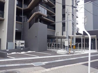 �����w�摜