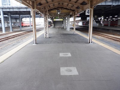 �����w�摜