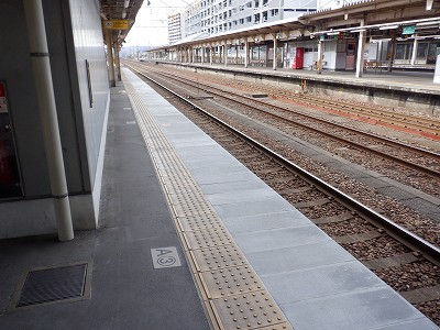 �����w�摜