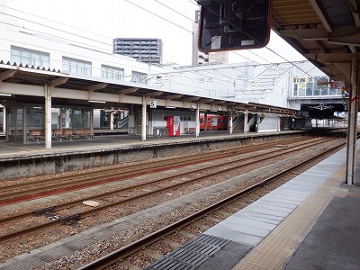 �����w�摜