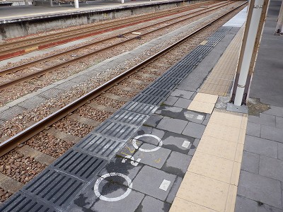 �����w�摜