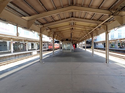 �����w�摜