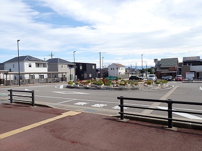 ������ԂȂ݉w�摜