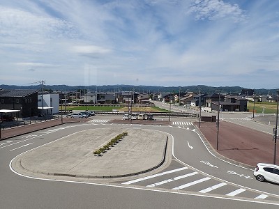 ������ԂȂ݉w�摜