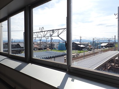 ������ԂȂ݉w�摜