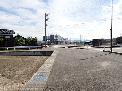 ������ԂȂ݉w�摜