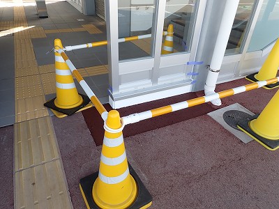 ������ԂȂ݉w�摜