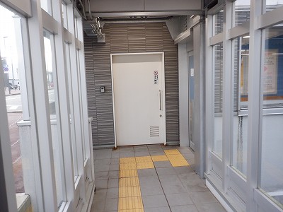 ������ԂȂ݉w�摜