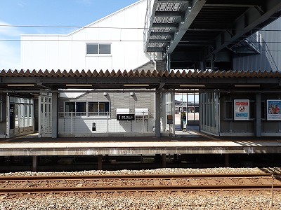 ������ԂȂ݉w�摜