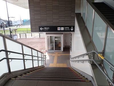 ������ԂȂ݉w�摜