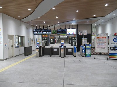 富山駅画像