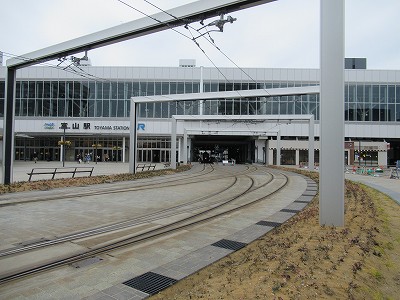 富山駅画像