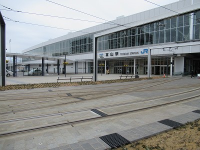 富山駅画像