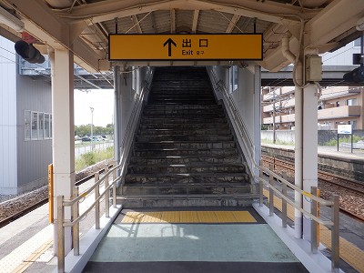東富山駅画像