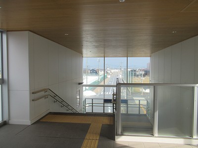 東富山駅画像