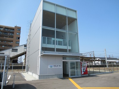 東富山駅画像