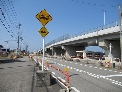 東富山駅画像