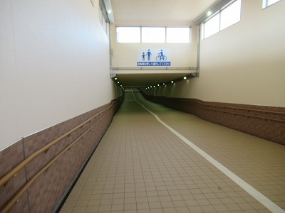 東富山駅画像