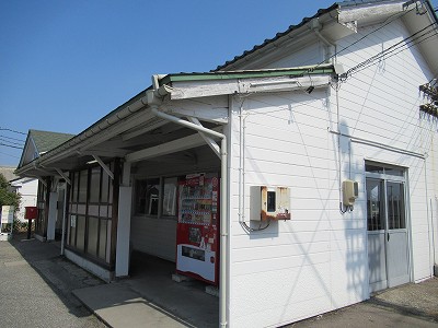 東富山駅画像