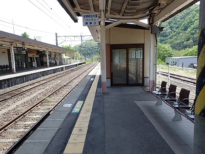 �֒�M�C�w�摜