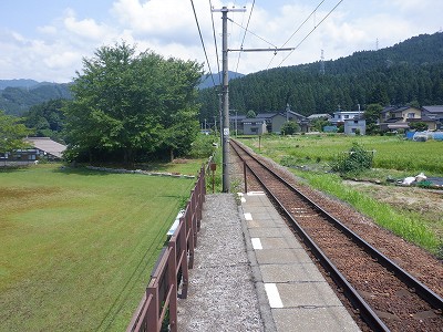 �����w�摜