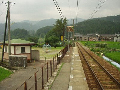 �����w�摜