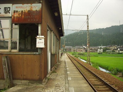 �����w�摜