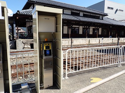 ���R�w�摜