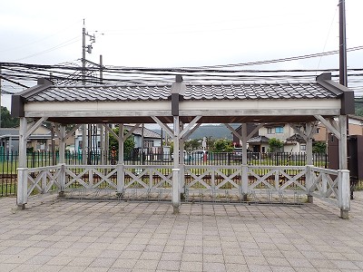 �i�������w�摜