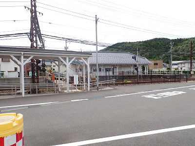 �i�������w�摜