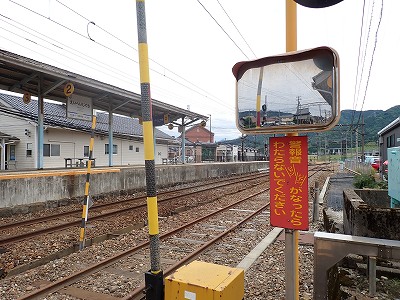�i�������w�摜