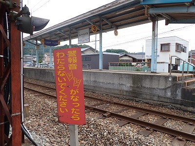 �i�������w�摜