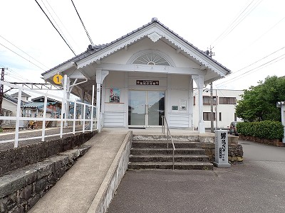 �i�������w�摜