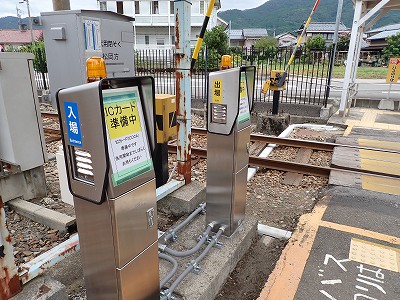 �i�������w�摜