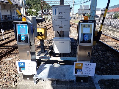 �i�������w�摜
