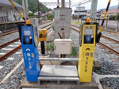 �i�������w�摜