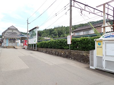 �����w�摜