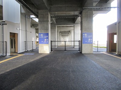 エレベーター入口