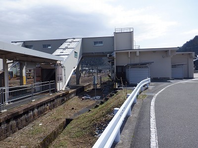 �����w�摜