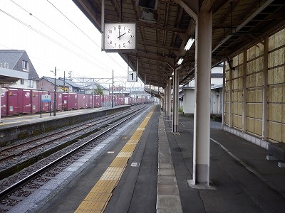 �����w�摜