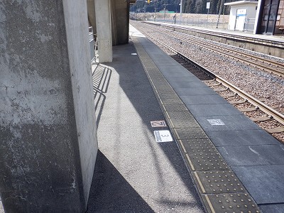 �����w�摜