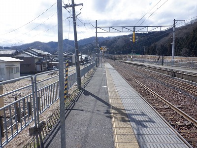 �����w�摜