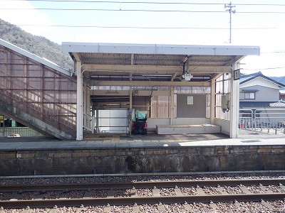 �����w�摜