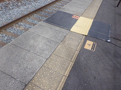 �썡���w�摜