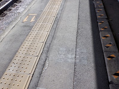 �����w�摜