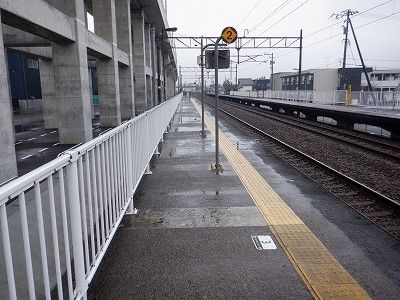 �z�O�ԓ��w�摜