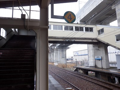 �z�O�ԓ��w�摜