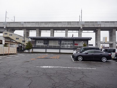 �z�O�ԓ��w�摜